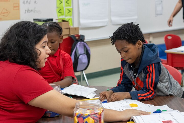 Cougar Tutor with student