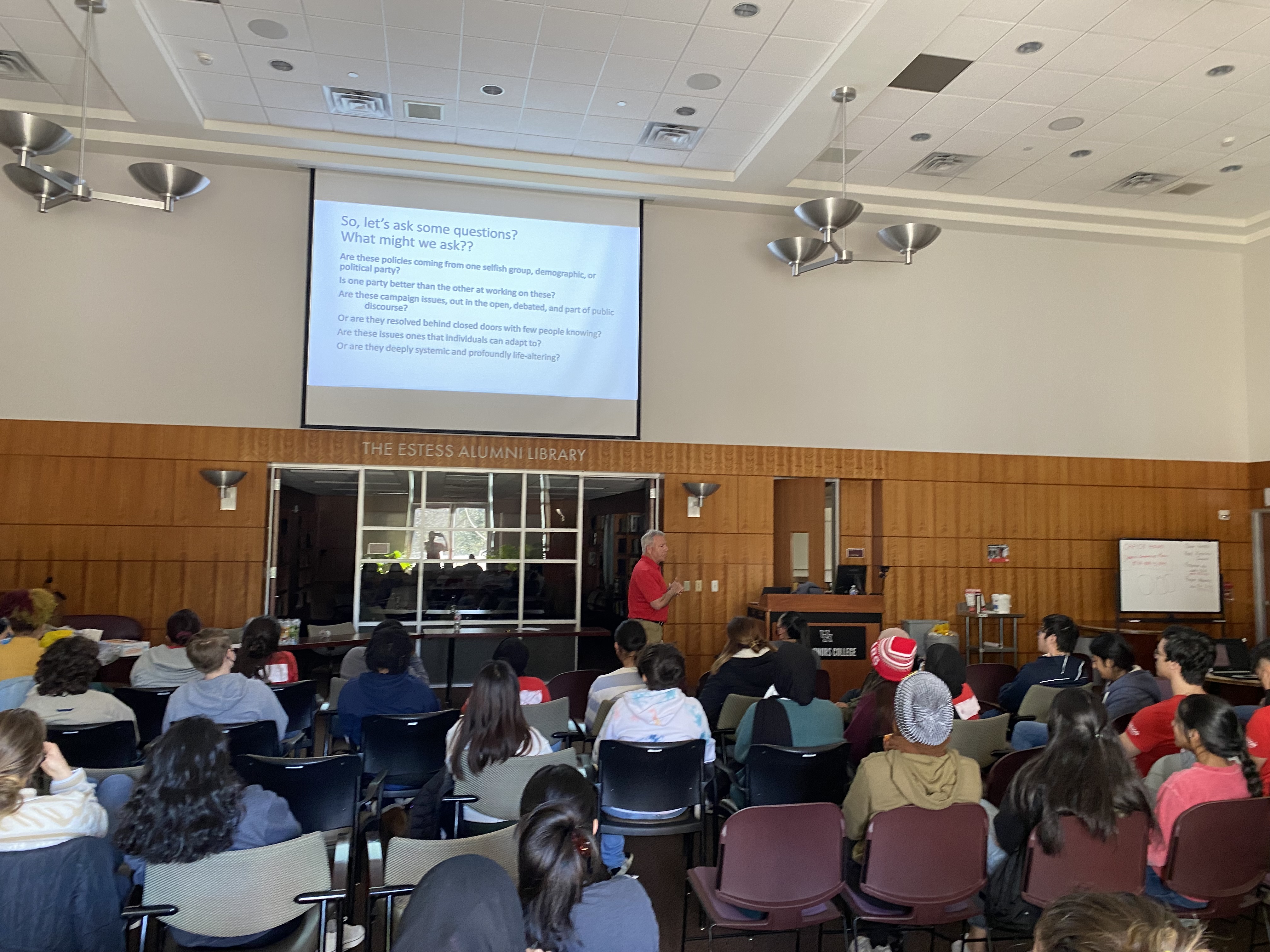 Dr. Doug Erwing lecturing to student group