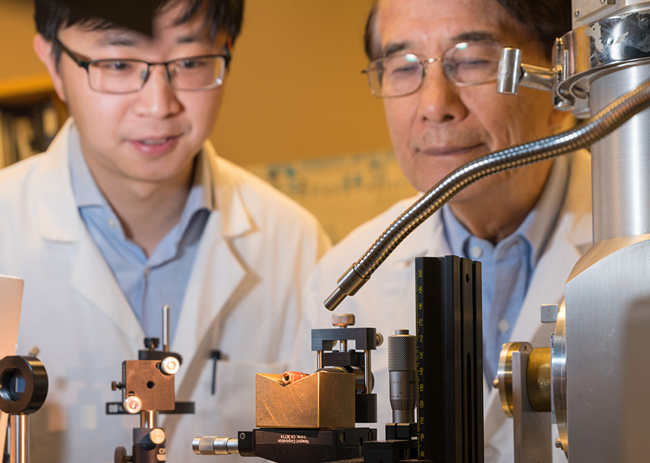 Liangzi Deng & Paul Chu