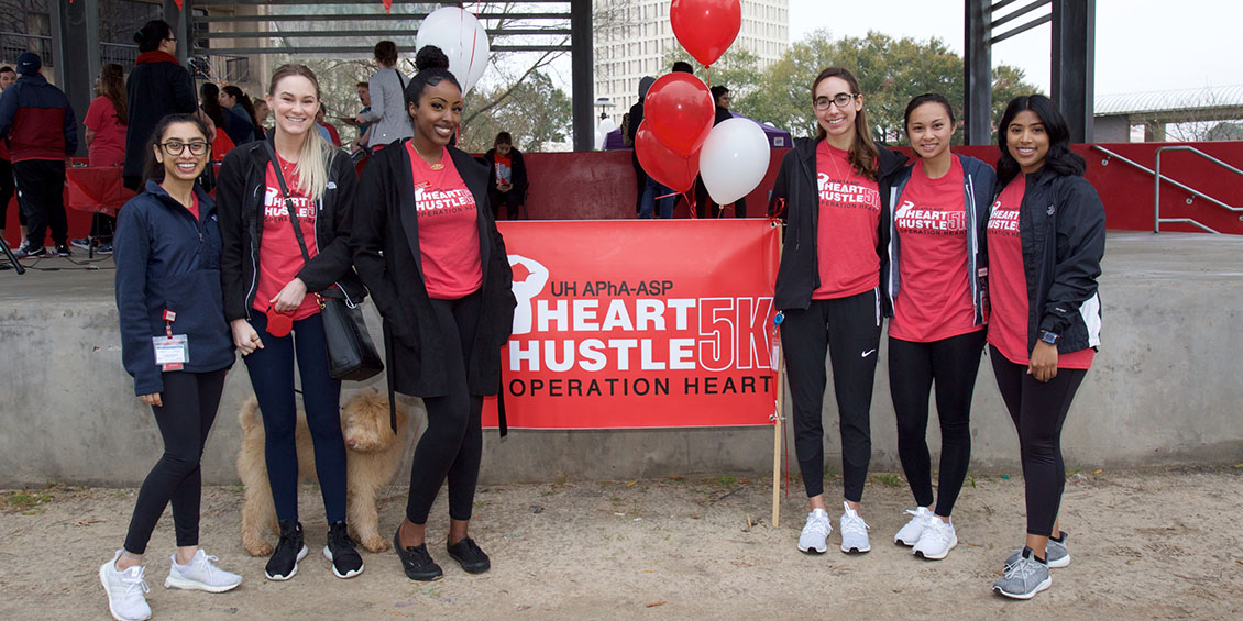 students at walk-run event