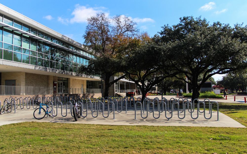 Student Center South Bike Rack